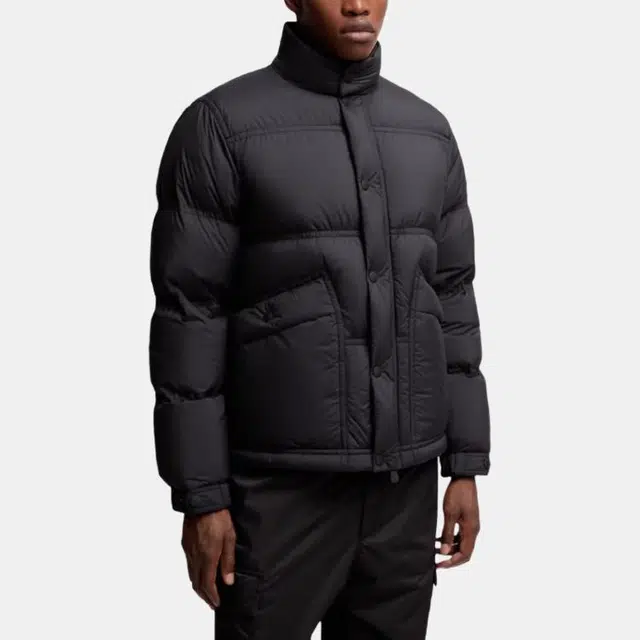 Moncler Short Down Jacket Sernur