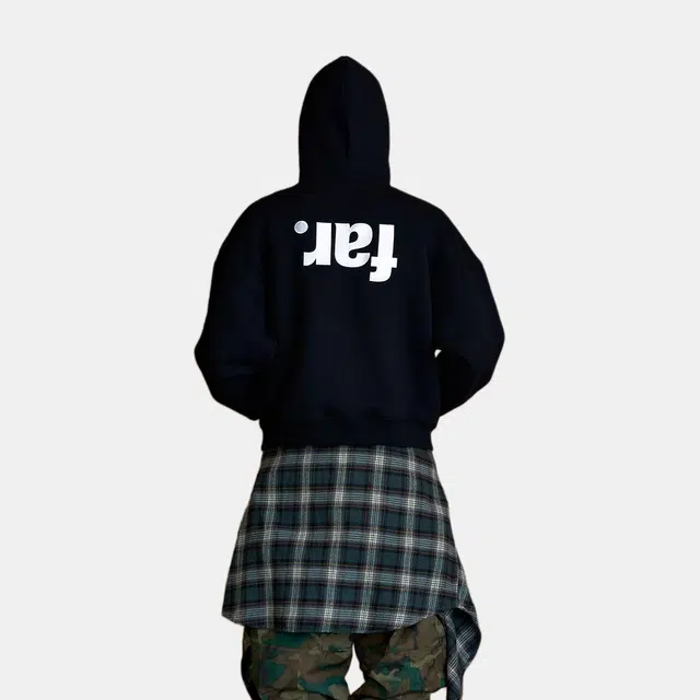 FARFROMWHAT SS24 VIBE