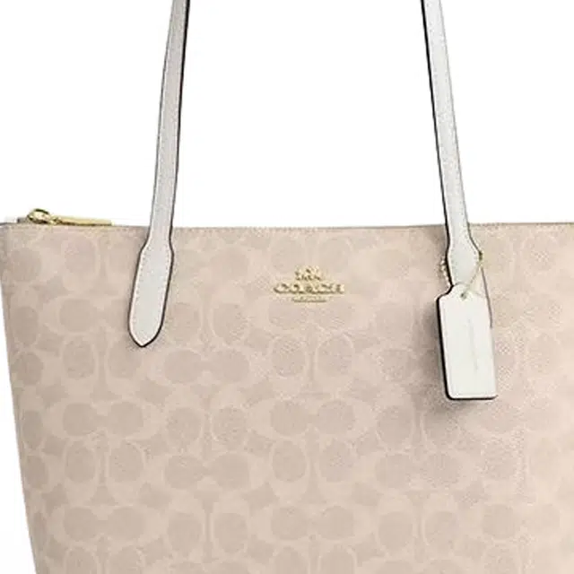 COACH Fiona 24 LogoTote