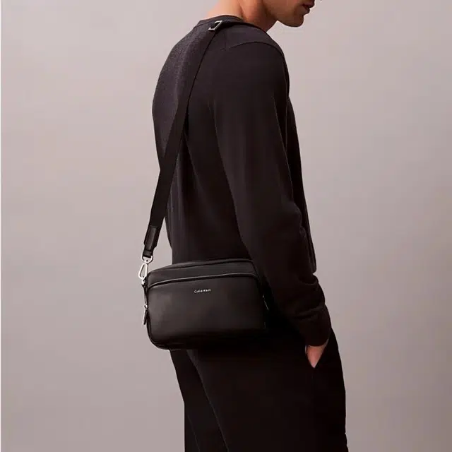 CALVIN KLEIN PU
