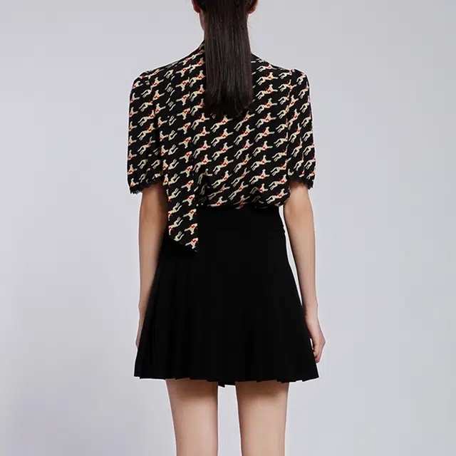 BESIONIA SS22