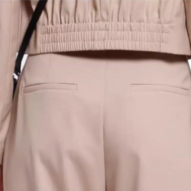 BESIONIA SS22