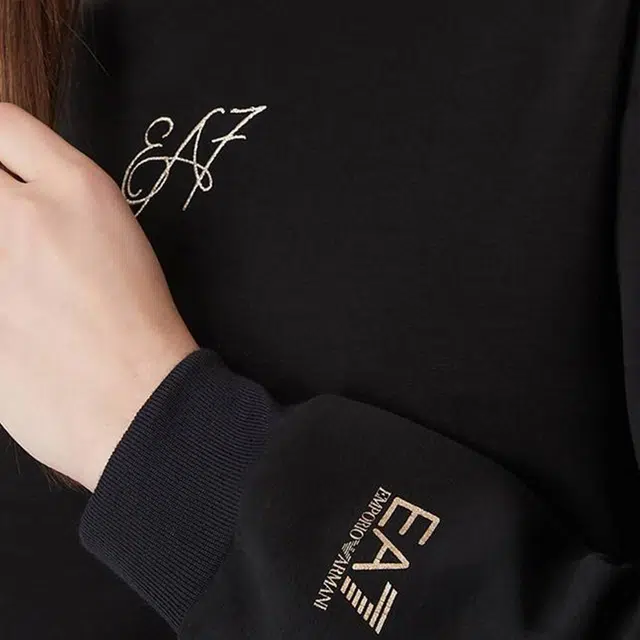 EMPORIO ARMANI FW22 Logo