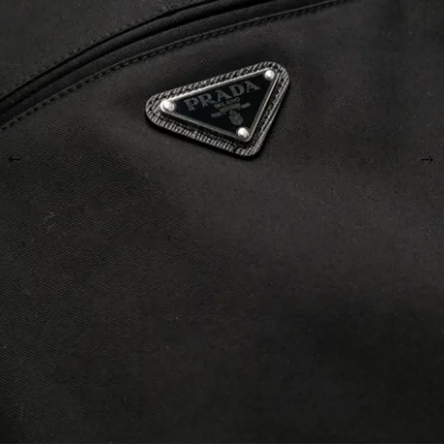 PRADA FW22