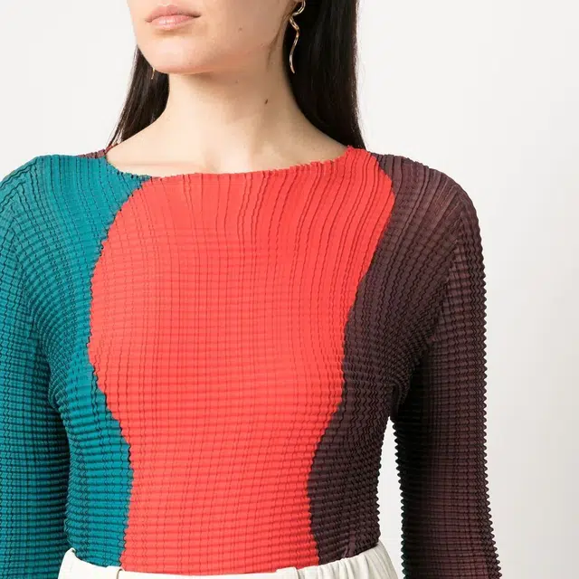 ISSEY MIYAKE SS23 T