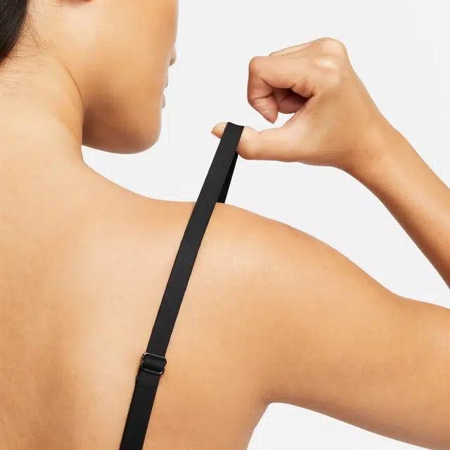 Nike Dri-FIT Alate Minimalist