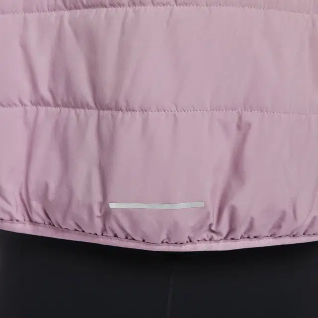 Nike Therma-FIT SWIFT logo