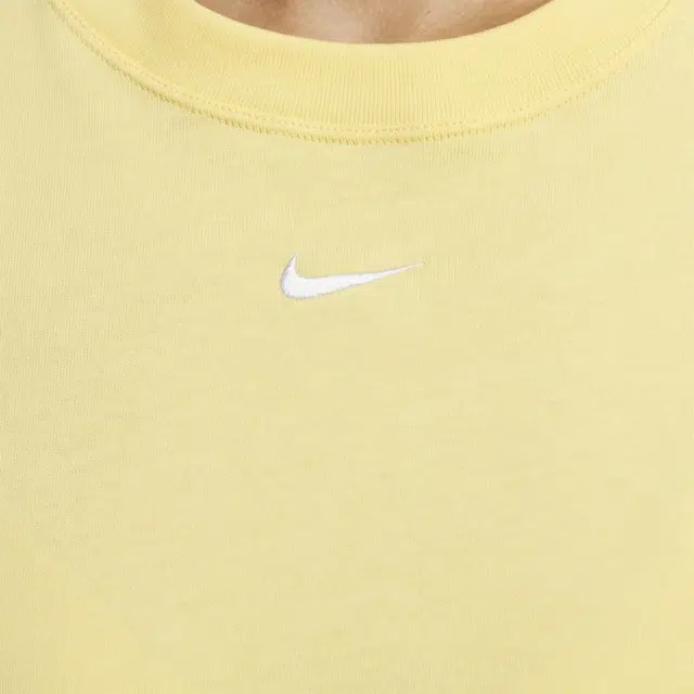 Nike Oversize logo T