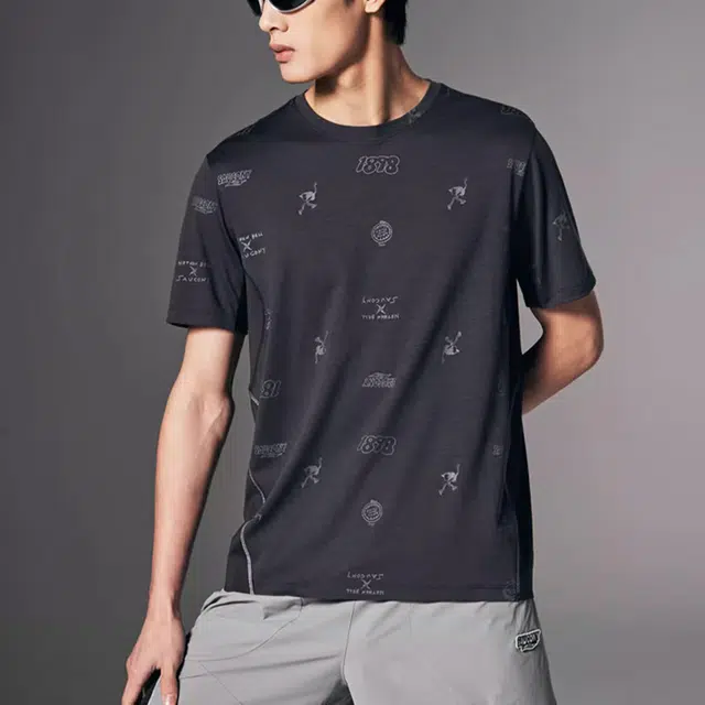 Saucony T