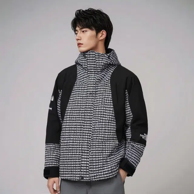 Supreme x The North Face SS21 Mountain Jacket