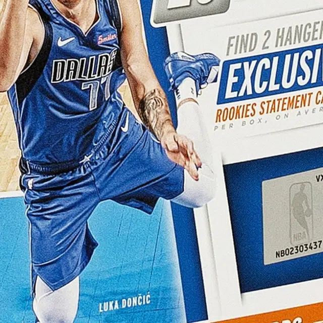 PANINI NBA 2018-19 Threads Hanger Box