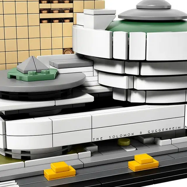 LEGO 744pcs 21035