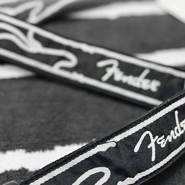 FENDER 0075220)