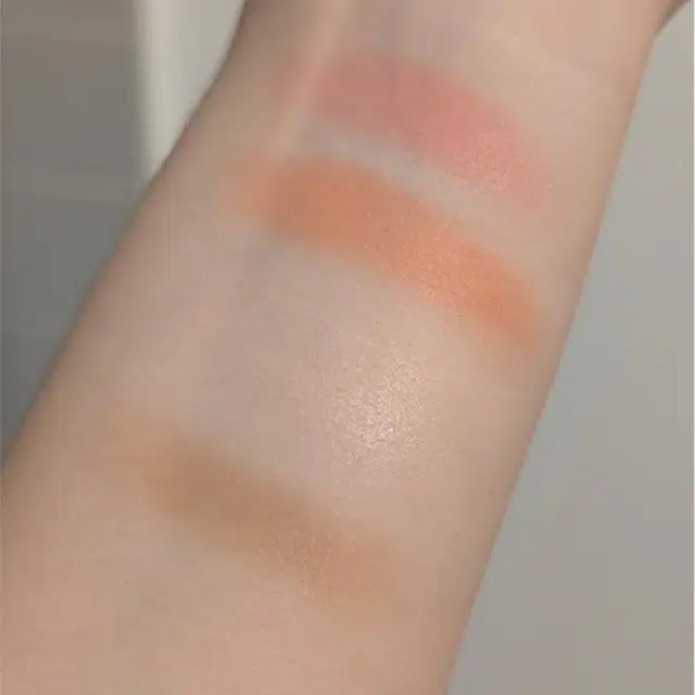 01 Light to Medium02 Medium to Tan03 Tan to Deep