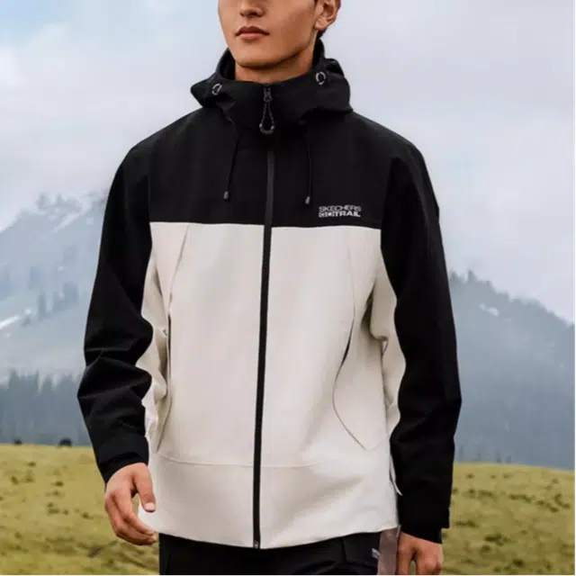 Skechers