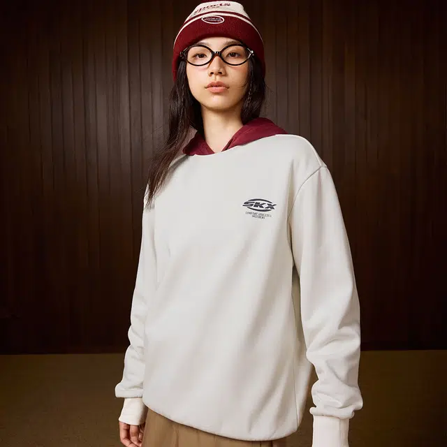 Skechers
