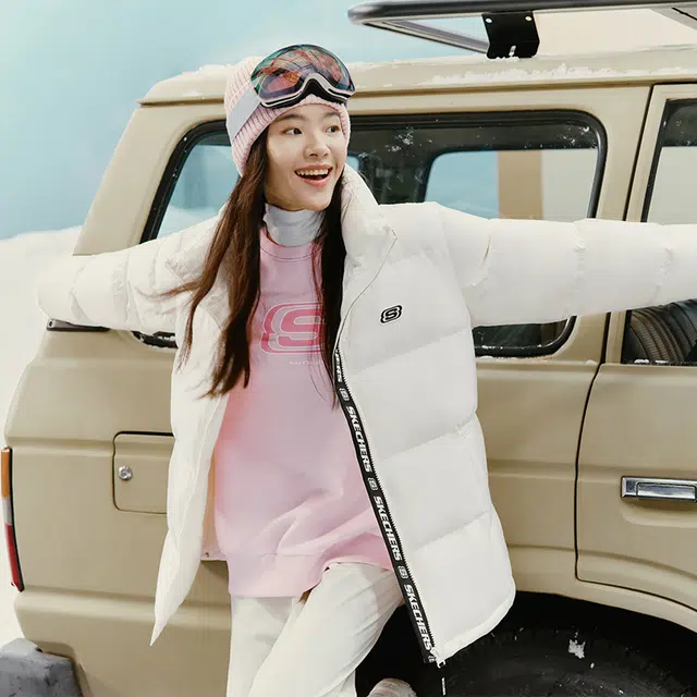Skechers