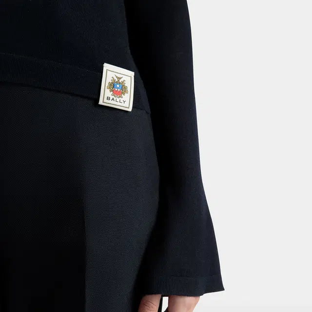 BALLY FW24 V