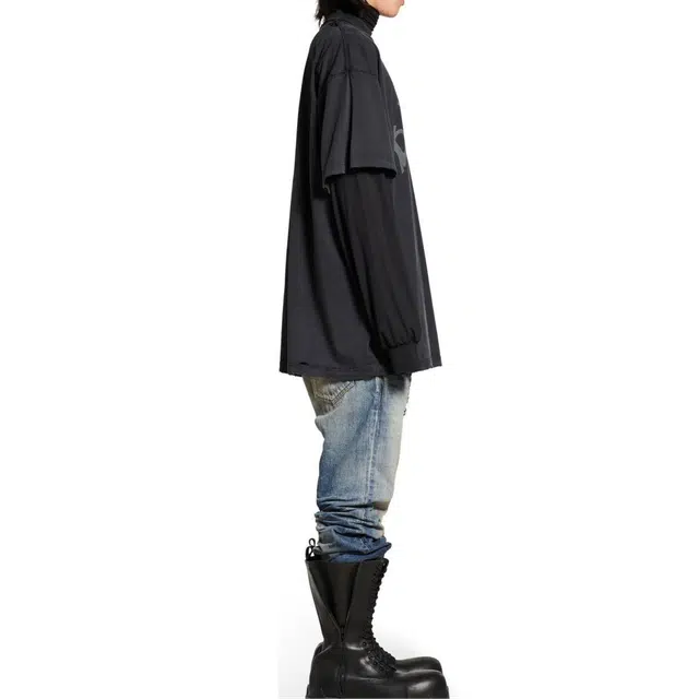 Balenciaga FW24 T