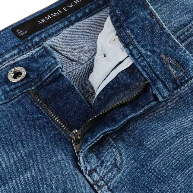 ARMANI EXCHANGEAE