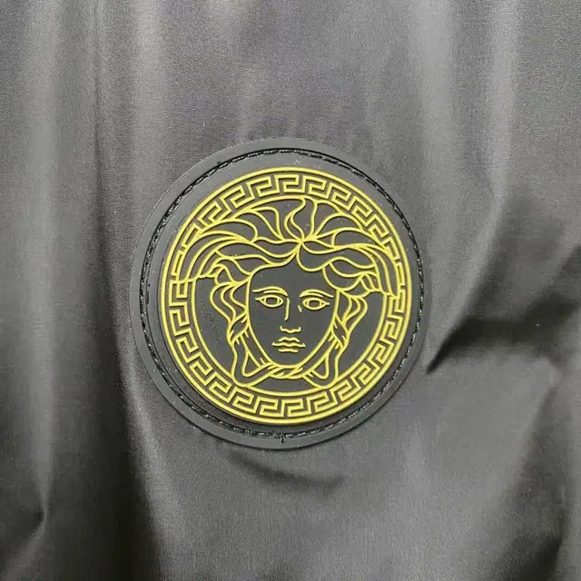 VERSACE