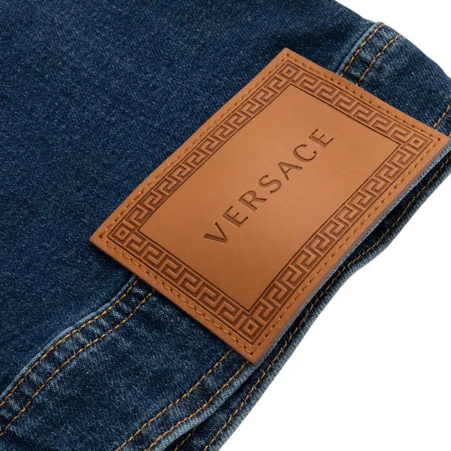 VERSACE