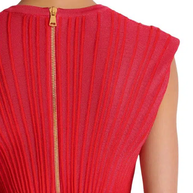 BALMAIN SS25 V
