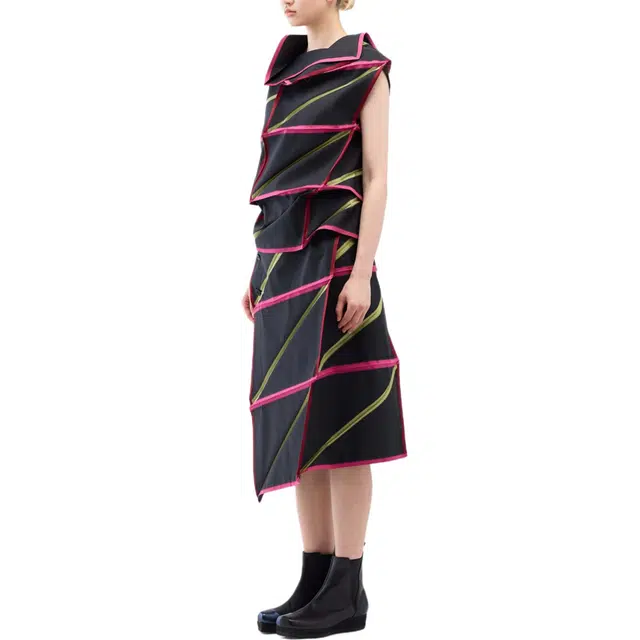 ISSEY MIYAKE T