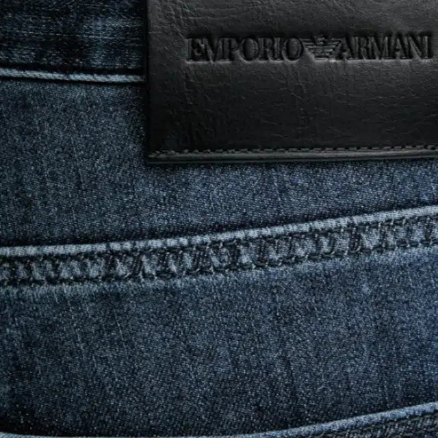 EMPORIO ARMANI SS25