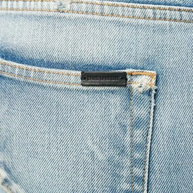 SAINT LAURENT