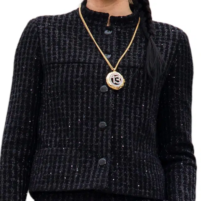 CHANEL 24