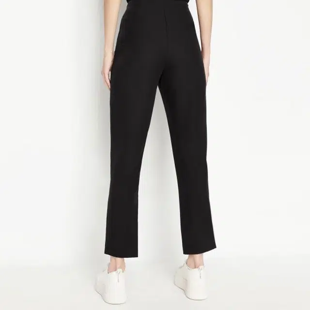 ARMANI EXCHANGE FW22