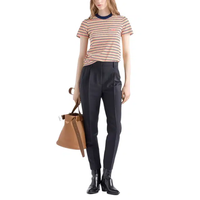 PRADA T