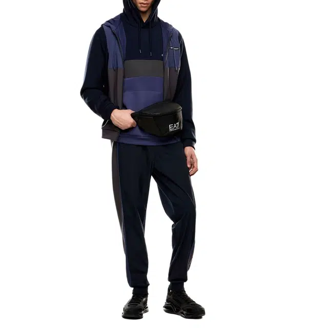 EMPORIO ARMANI EA7