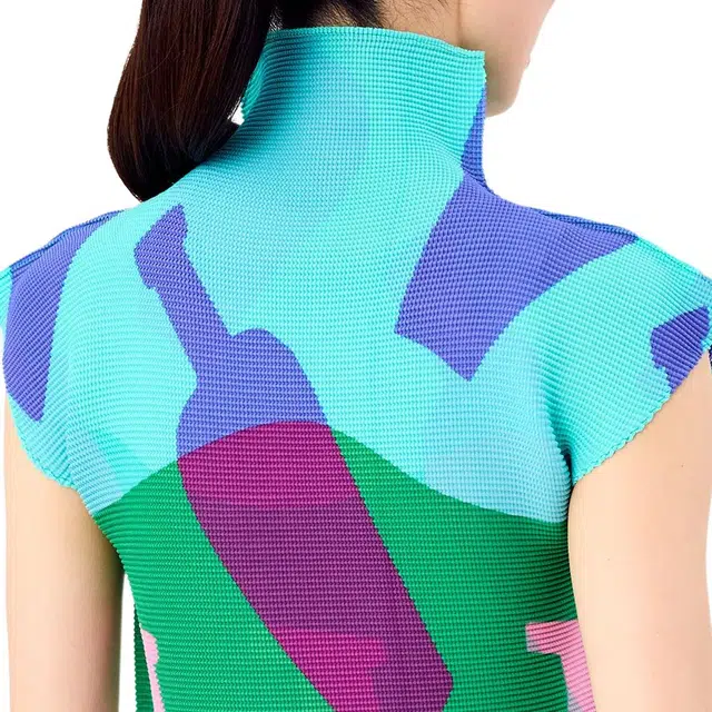 ISSEY MIYAKE SS25T