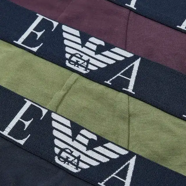 EMPORIO ARMANI 3