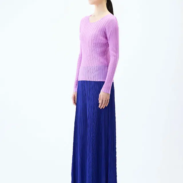 PLEATS PLEASE ISSEY MIYAKE T