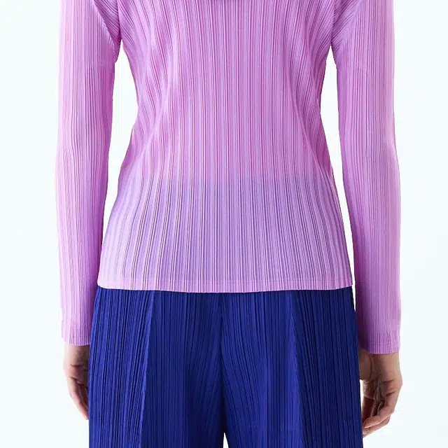 PLEATS PLEASE ISSEY MIYAKE T