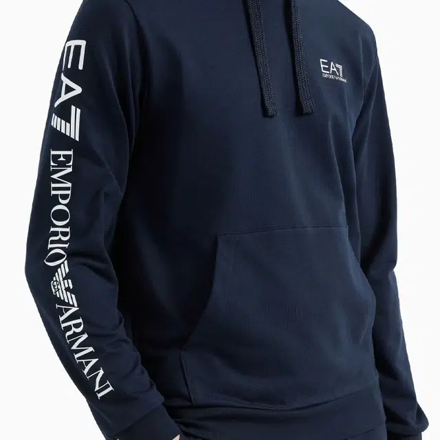 EMPORIO ARMANI EA7