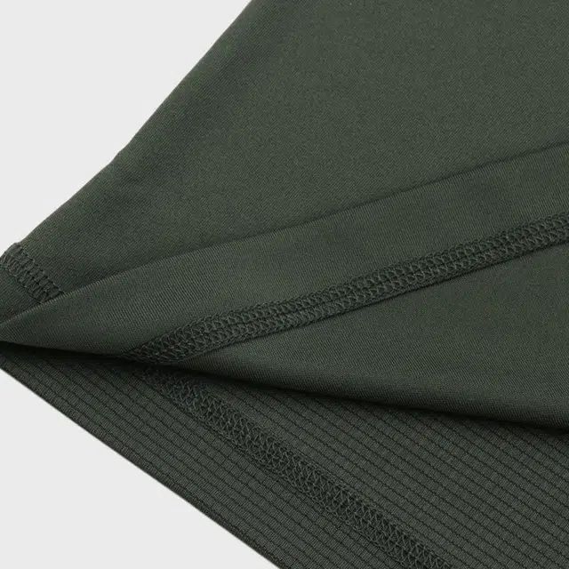 EMPORIO ARMANI EA7 LogoT