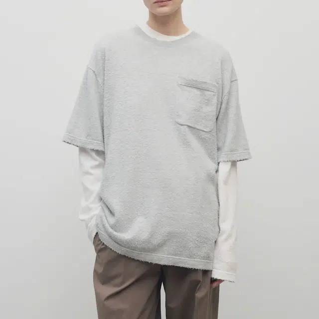 THE ROW T