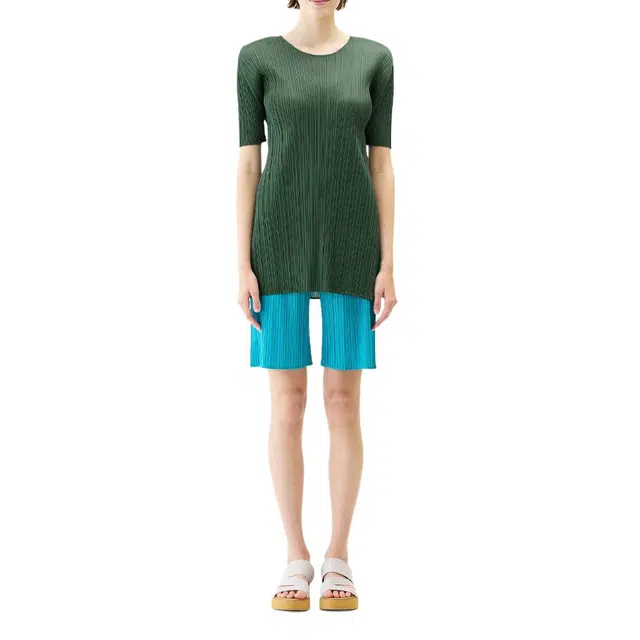 PLEATS PLEASE ISSEY MIYAKE T