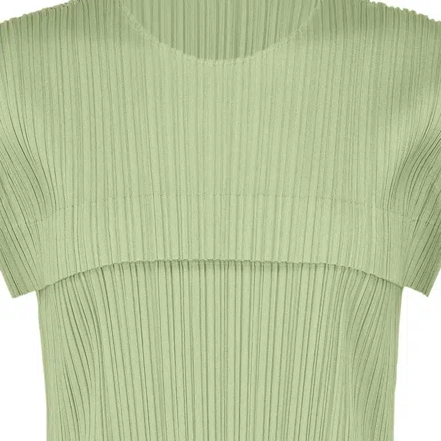 PLEATS PLEASE ISSEY MIYAKE T