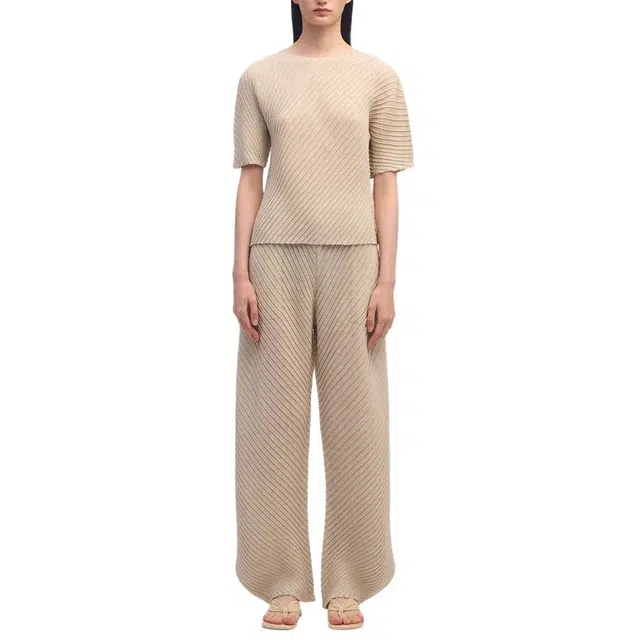 ISSEY MIYAKE SS25T