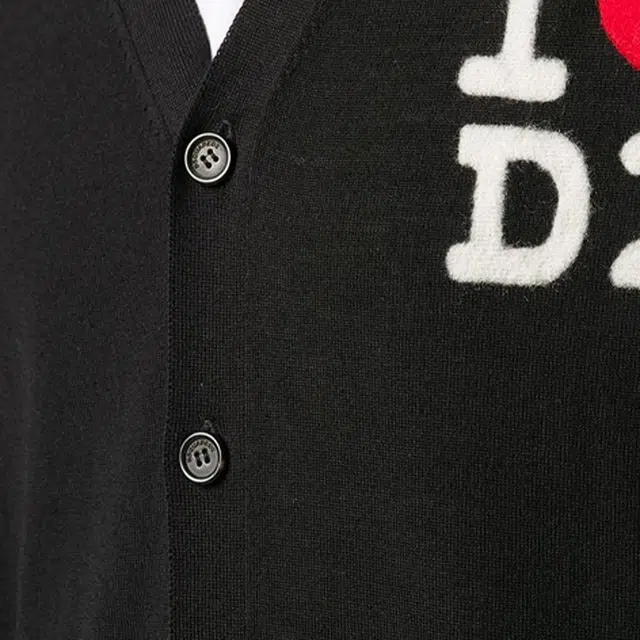 DSQUARED 2 x VLogo