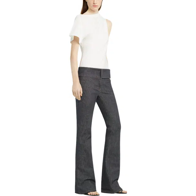 COURREGES T