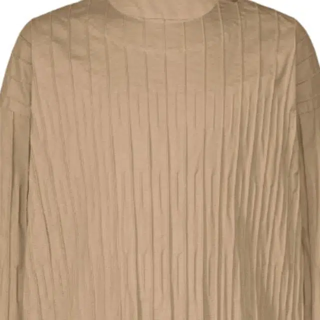 ISSEY MIYAKE T