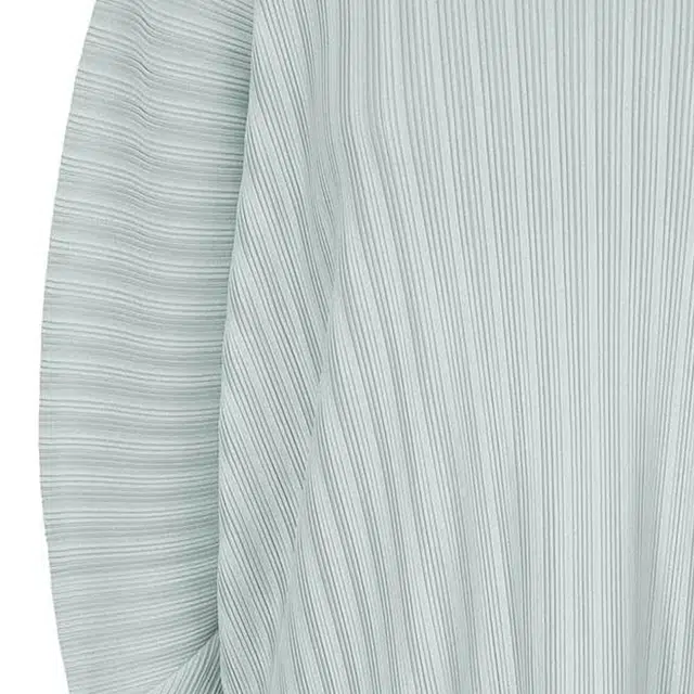 PLEATS PLEASE ISSEY MIYAKE SS23 T