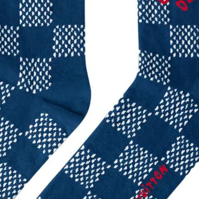 LOUIS VUITTON Logo 1