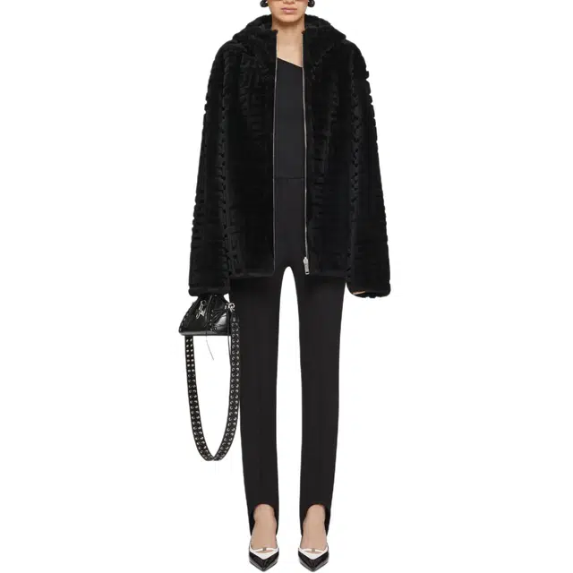 GIVENCHY FW24 LOGO